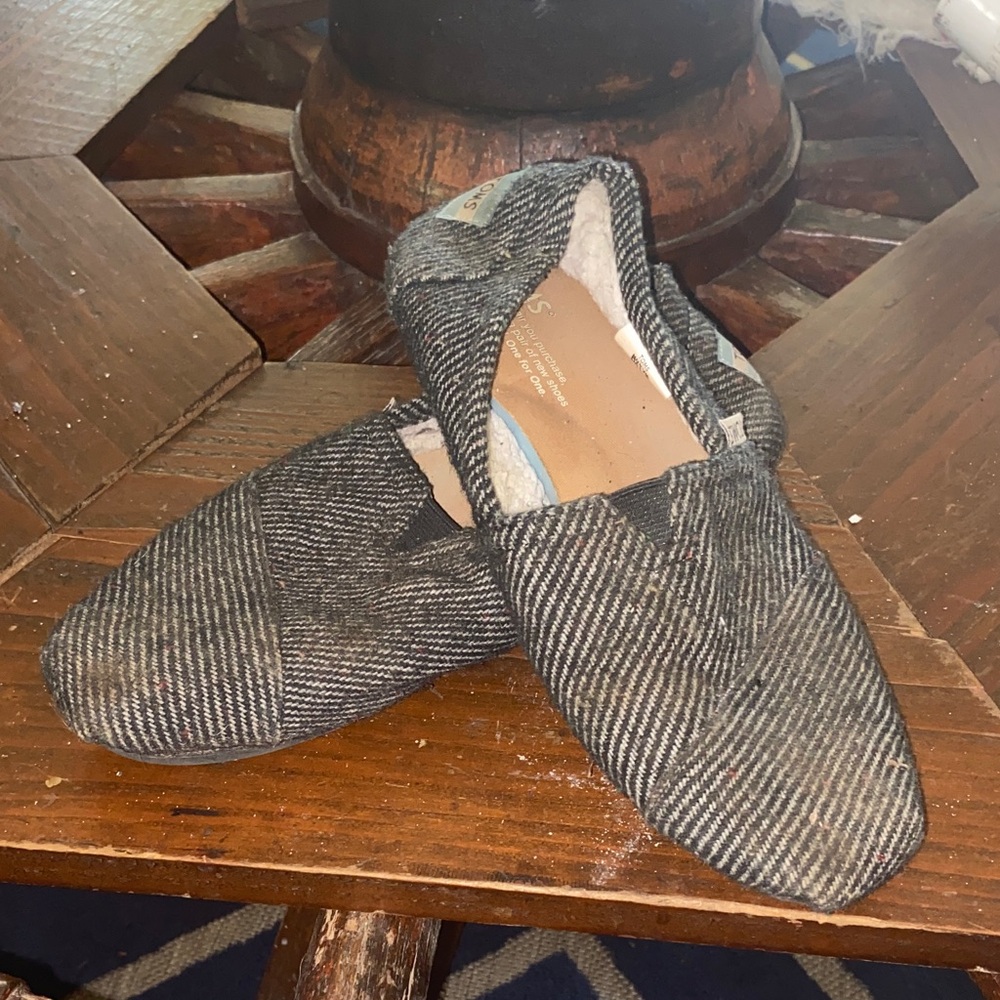 Toms Black and Gray Women's Slippers